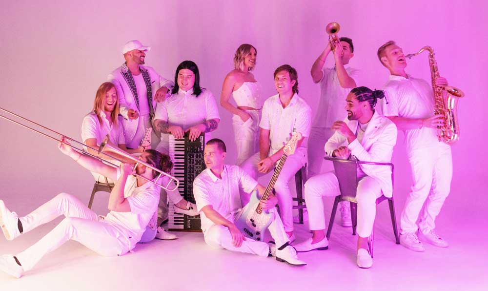 Modern Retrospect Band With 3-Piece Horn Section