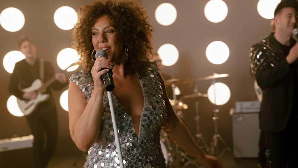 Metro Music Club: In-Demand Dance and Party Band Featuring Incredible Vocalist Jocelyn